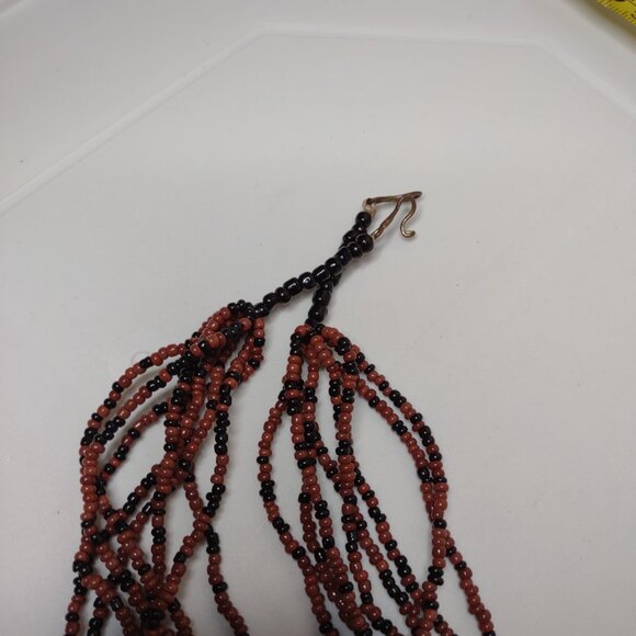 18 Inch Beaded Necklace With Large Wooden Pendant - Picture 7 of 10